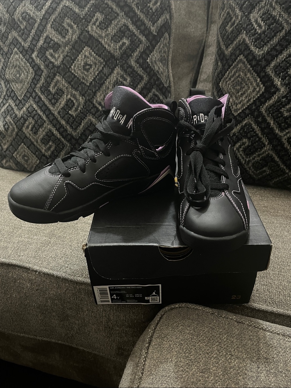 Air Jordan 7 Retro GS size 4y